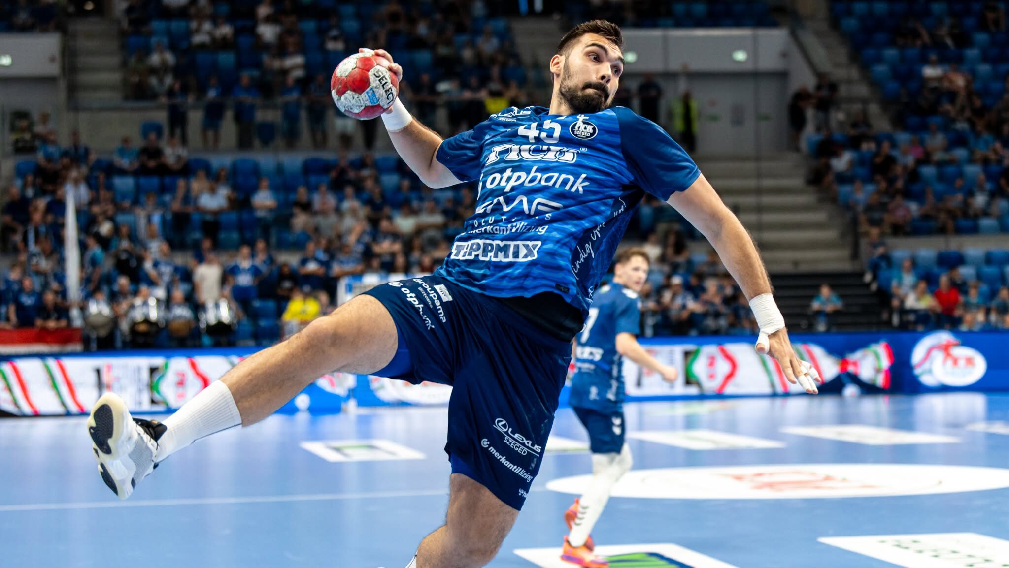 Szinte egymást érik a Pick Szeged bajnoki mérkőzései. Szinte egymást érik a Pick Szeged bajnoki mérkőzései.